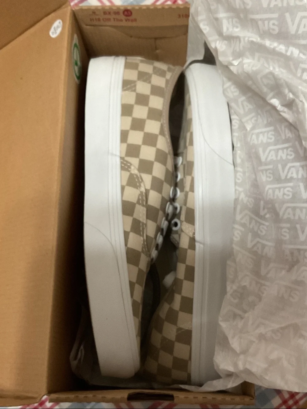 Vans Checkerboard Canvas Low-Top Sneaker aluminum/oatmeal 9 men’s 10.5 women